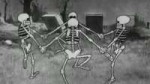 spooky-scary-skeletons-gif-15.gif