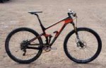 2015-KTM-Scarp-Prestige-29er-full-suspension-mountain-bike01.jpg