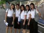 thai-university-uniform.jpg