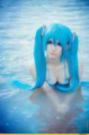 Anime-Cosplay-Anime-Anime-Ero-Cosplay-Hatsune-Miku-2274950.jpeg