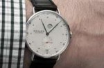 NomosGlashutteMetrowristshotthumb960xauto22375thumb660x4402[...].jpg