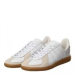 adidasbwarmywhite1218801.jpg