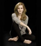 emma-watson-black-opened-high-heels-photo-u2[1]