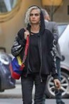 cara-delevingne-urban-style-paris-france-3-22-2017-1.jpg