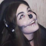 2018-10-28 - HALLOWEEN STREAM!.mp4snapshot00.28.43[2018.10.[...].jpg