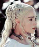 Daenerys-Targaryen-game-of-thrones-38546661-245-295.gif