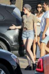 kristen-stewart-and-emma-roberts-leaving-nobu-malibu-08-25-[...].jpg