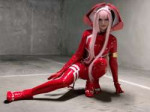 Sneaky Cosplay Zero two.jpg