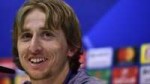 luka-modric-real-madrid-press-conferenceuin0awfpgp501n32jxt[...].jpg