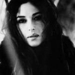 Monica-Bellucci-Candid-monica-bellucci-23376719201920.jpg