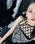 230531-JISOO-Instagram-Update-documents-3.jpeg