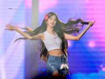 wonyoung-queen-2.jpeg