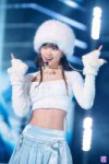 221113-LE-SSERAFIM-Chaewon-ANTIFRAGILE-at-Inkigayo-documents-3.jpeg