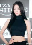 221125-ITZY-Yuna-6th-Mini-Album-CHESHIRE-Media-Showcase-documents-11.jpeg