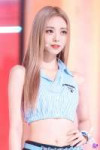 220717-ITZY-Yuna-Sneakers-at-SBS-Inkigayo-documents-6.jpeg