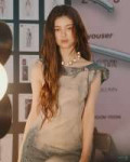 danielle-behind-the-scenes-for-seoul-fashion-week-v0-yjyvks6at04e1.webp