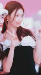 twice-sana-v0-mh5l8lnxp27e1.webp