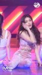 [MPD직캠] 청하 직캠 롤러코스터(Roller Coaster) (CHUNG HA FanCam) ¦ @MC[...].jpg