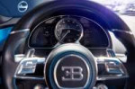 2017-Bugatti-Chiron-instrument-panel-03.jpg