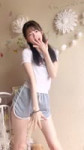 240611 Nakamoto Komari 中本こまり (twitter @komayoo) (1).webm