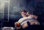 stock-photo-overweight-woman-with-glass-of-beer-obesity-142[...].jpg