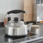 SoriYanagiStainlessSteelInductionKettle1c6677ed4-eb47-4f15-ad9c-3fe1164c6a9f1200x.webp