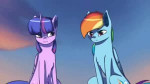 MLP Рейнбоу и Твайли смотрят на закат.webm