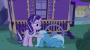 StarlightGlimmertryingtocalmTrixiedownS6E25