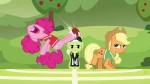 PinkiePiebuckstheballwithadouble-hoofkickS6E18.png