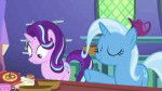 1413495safescreencapstarlight+glimmertrixieall+bottled+upsp[...].gif