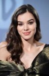 hailee-steinfeld-build-series-london-in-london-12