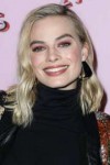 margot-robbie-refinery-29-turn-it-into-art-opening-night-in[...]