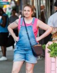 Lena-Dunham-Adam-Driver-Filming-Girls-July-2016.jpg