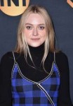 62137439picturepub-dakota-fanning-008.jpg