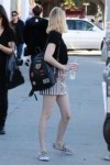 emma-roberts-in-short-skirt-shopping-at-melrose-trading-pos[...].jpg