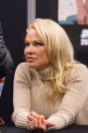 pamela-anderson-2018-paris-manga-sci-fi-show-7.jpg