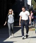 chloe-grace-moretz-out-for-lunch-in-studio-city-2418-9.jpg