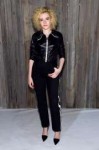 julia-garner-calvin-klein-show-fw18-nyfw-02-13-2018-3.jpg