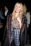 sienna-miller-at-burberry-show-at-london-fashion-week-02-17[...].jpg