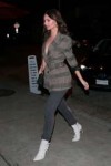 emily-ratajkowski-at-craig-s-in-west-hollywood-02-27-2018-6.jpg