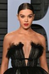 hailee-steinfeld-at-2018-vanity-fair-oscar-party-in-beverly[...].jpg