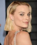 margot-robbie-at-2018-vanity-fair-oscar-party-in-beverly-hi[...].jpg