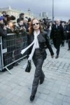 isabelle-huppert-louis-vuitton-fashion-show-in-paris-03-06-[...].jpg