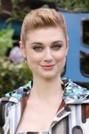 elizabeth-debicki-peter-rabbit-premiere-in-london-4.jpg