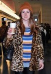 Karen-Gillan-at-Airport-in-Tokyo--04.jpg