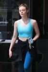 elle-fanning-in-leggings-at-a-gym-session-in-los-angeles-04[...].jpg