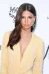 emily-ratajkowski-the-daily-front-row-fashion-awards-in-la-0.jpg