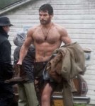 4025144-henry-cavill-shirtless-man-of-steel-10142011-lead.jpg