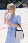 dakota-fanning-at-farmers-market-in-studio-city-04-22-2018-[...].jpg