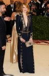 emma-stone-at-met-gala-2018-in-new-york-05-07-2018-8.jpg